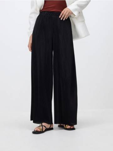 Reserved - Штани з плісированими широкими штанинами - чорний - YU035-99X