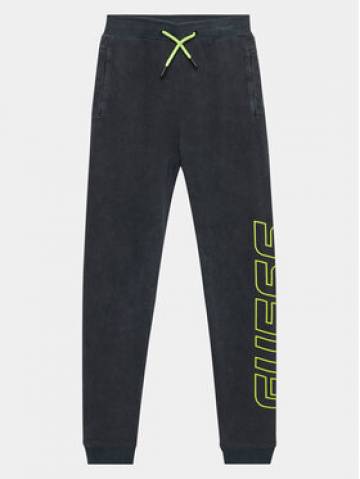 Guess Спортивні штани L3BQ14 KBYX0 Чорний Relaxed Fit Guess Спортивні штани L3BQ14 KBYX0 Чорний Relaxed Fit