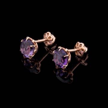 Золотые серьги-гвоздики с аметистом с01573 Золотые серьги-гвоздики с аметистом с01573