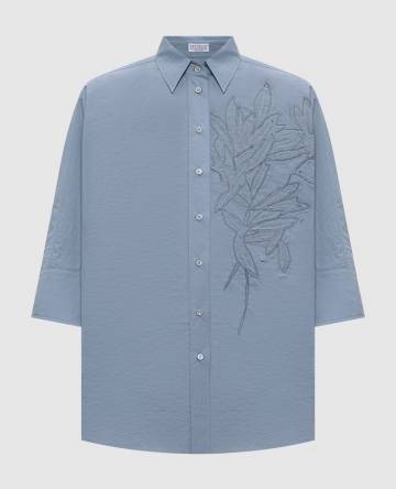 Голубая блузка с цветочной аппликацией