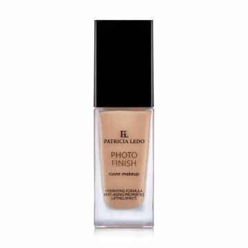 Выравнивающая тональная основа для лица Patricia Ledo Photo Finish Cover Makeup 02 Rose Beige, 25 мл Выравнивающая тональная основа для лица Patricia Ledo Photo Finish Cover Makeup 02 Rose Beige, 25 мл