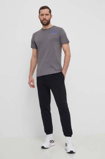Хлопковая футболка The North Face мужская цвет серый с принтом NF0A87EW0UZ1 Хлопковая футболка The North Face мужская цвет серый с принтом NF0A87EW0UZ1