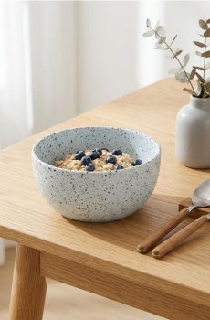 Миска з крапчастим візерунком - білий