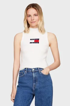 Женский белый топ TJW SL RIB CENTER FLAG MOCKNECK Белый S Tommy Jeans DW0DW18527