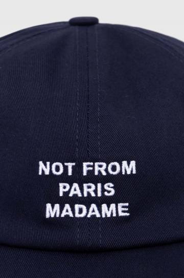 Хлопковая кепка Drôle de Monsieur La Casquette Slogan цвет синий с аппликацией PERM-CP151-CO138-NY Хлопковая кепка Drôle de Monsieur La Casquette Slogan цвет синий с аппликацией PERM-CP151-CO138-NY