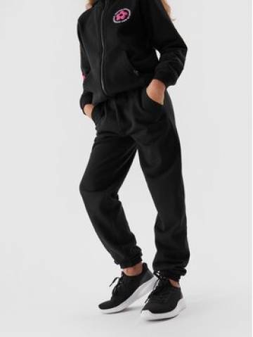 4F Спортивні штани 4FJAW23TTROF426 Чорний Regular Fit 4F Спортивні штани 4FJAW23TTROF426 Чорний Regular Fit