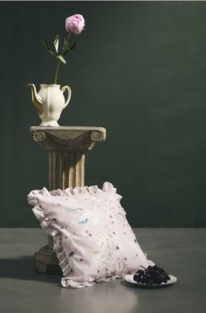 Наволочка з квітковим візерунком - пастельний рожевий