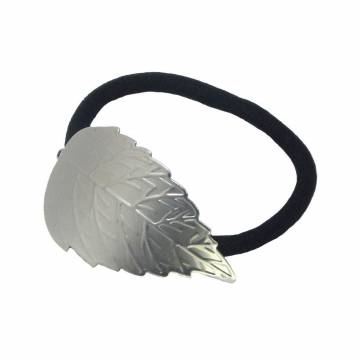 Резинка для волос Dini Silver Star Листок, 1 шт (d-646) Резинка для волос Dini Silver Star Листок, 1 шт (d-646)