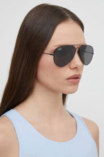 Солнцезащитные очки Ray-Ban цвет чёрный Солнцезащитные очки Ray-Ban цвет чёрный
