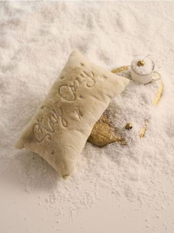 Декоративна подушка - бежевий