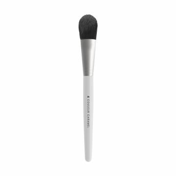 Кисть для тональной основы Couleur Caramel Foundation Brush 4 Кисть для тональной основы Couleur Caramel Foundation Brush 4