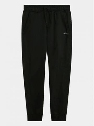 Boss Спортивні штани J50755 S Чорний Regular Fit Boss Спортивні штани J50755 S Чорний Regular Fit