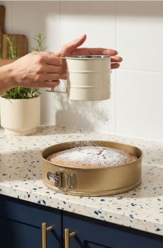 Просіювач борошна - кремовий