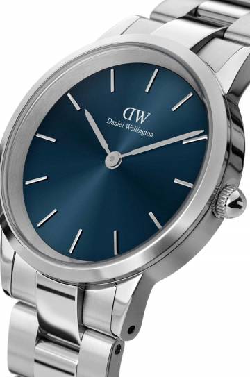 Часы Daniel Wellington Iconic Link Arctic 36 цвет серебрянный Часы Daniel Wellington Iconic Link Arctic 36 цвет серебрянный