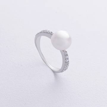 Серебряное кольцо с жемчугом и фианитами 901-00290 Серебряное кольцо с жемчугом и фианитами 901-00290
