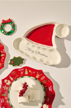 Тарілка - червоний