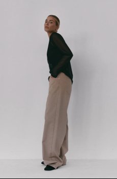 Лонгслив MUUV. UKO