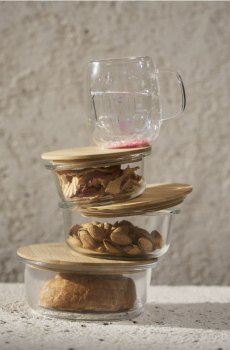 Чашка з подвійним дном і декоративними конфетті - clear