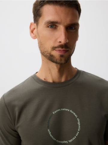 Reserved - Футболка slim з принтом - зелений - 240FP-87X Reserved - Футболка slim з принтом - зелений - 240FP-87X
