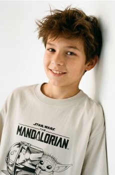 Бавовняна футболка з принтом The Mandalorian - сірий