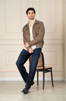 The Pant Project Men Comfort Relaxed Fit Mid-Rise Light Fade Jeans