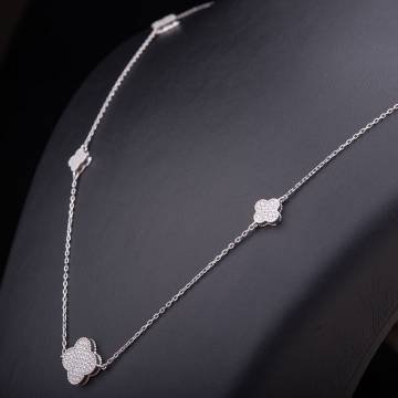Серебряное колье с фианитами 18220 Серебряное колье с фианитами 18220