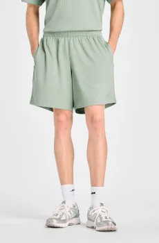 Мужские зеленые шорты Textured Check Зеленый S New Balance MB61V17CAAR