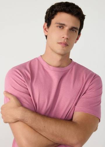 Reserved - Футболка regular fit з льоном - пильно-рожевий - 393BK-39X