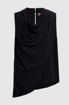 Черный топ с драпировкой