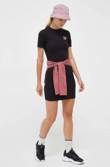 Платье Puma цвет чёрный mini облегающее Платье Puma цвет чёрный mini облегающее