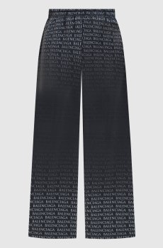 Серые спортивные штаны в принт