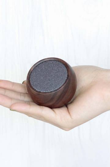 Беспроводная колонка Gingko Design Tumbler Selfie Speaker Беспроводная колонка Gingko Design Tumbler Selfie Speaker