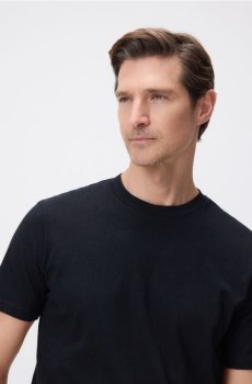 Reserved - Футболка regular fit з льоном - чорний - 993IR-99X