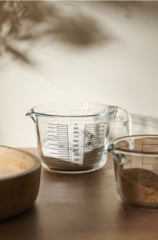 Склянка мірна кухонна - білий