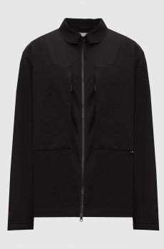 Черная ветровка с нашивкой логотипа