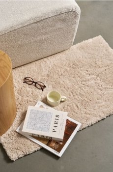 Килим з довгим ворсом - бежевий