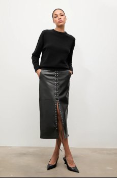 Свитер из мериносовой шерсти с платком Answear.LAB