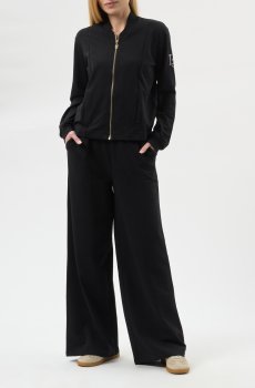 Костюм спортивный