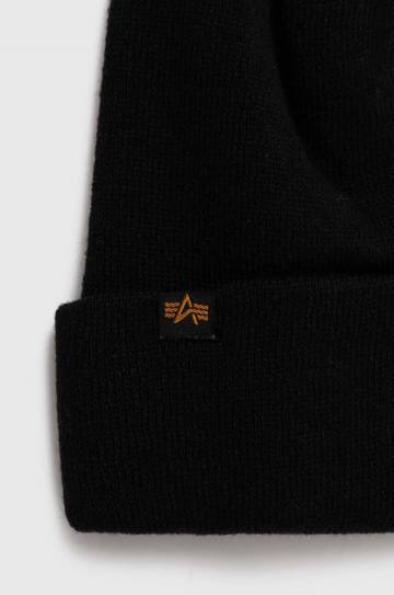 Шапка Alpha Industries цвет чёрный из толстого трикотажа Шапка Alpha Industries цвет чёрный из толстого трикотажа