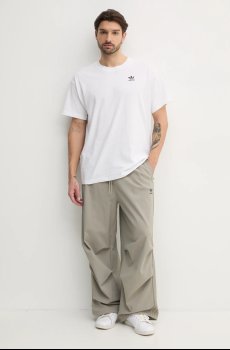 Хлопковая футболка adidas Originals Essential