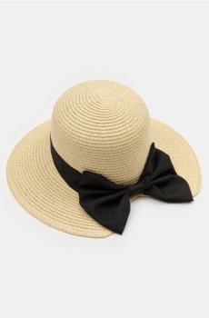 Капелюх з декоративним чорним бантом - кремовий