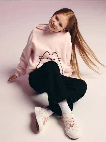 Reserved - Візерункові кеди Pusheen - білий - 102CY-00X Reserved - Візерункові кеди Pusheen - білий - 102CY-00X