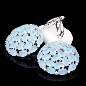 Круглые сережки из серебра с фианитами 121291 Круглые сережки из серебра с фианитами 121291