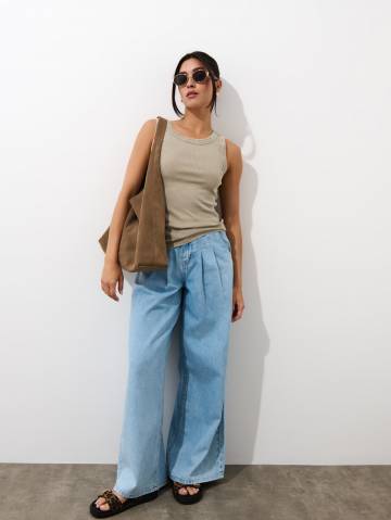 Mohito - Топ із трикотажу в рубчик - сірий - S Mohito - Топ із трикотажу в рубчик - сірий - S