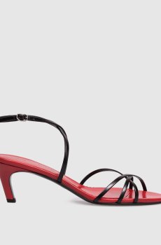 Черные кожаные глянцевые босоножки Uma