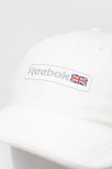 Кепка Reebok Classic цвет белый с аппликацией Кепка Reebok Classic цвет белый с аппликацией