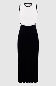 Платье миди с фигурным вырезом