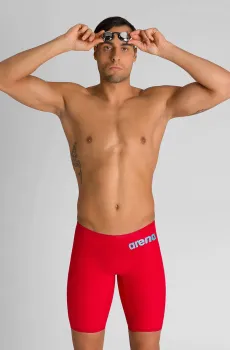 Мужские красные плавки Красный 70 Arena 001130-45