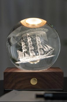 Декорация Gingko Design Amber Crystal Light