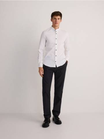 Reserved - Бавовняні штани чінос слім - чорний - 3934C-99P